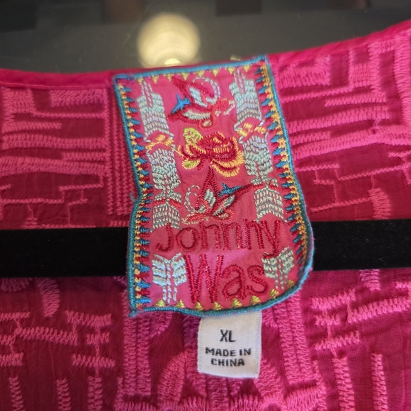 Johnny Was Fuchsia Embroidered Tunic.  32" Lenght, 24 Inches Chest. - Picture 3 of 10